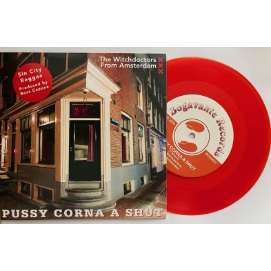 Pussy Corna A Shut